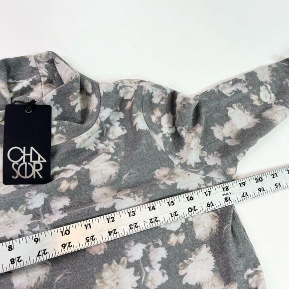 Chaser T-Shirt Womens Small Gray Jersey Long Sleeve Raglan Floral Round Neck new - Picture 6 of 10